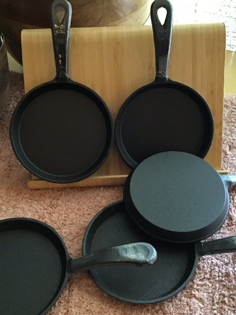 NWOT Cast Iron Skillets (5)